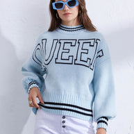 Damen sportlicher Pullover mit hohem Kragen und modischem Schriftzug WW