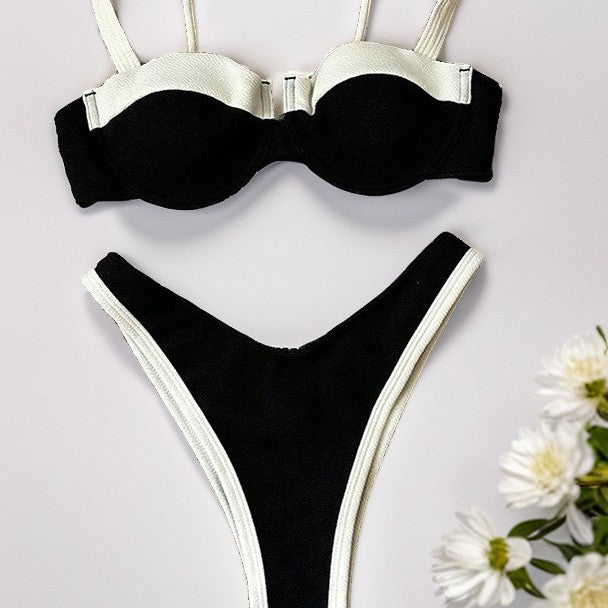Damen Bikini-Set mit strukturiertem Oberteil und verstellbaren Trägern WW