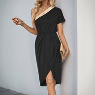Damen asymmetrisches Midi-Kleid mit bindbarem Taillengürtel und modernen Details WW