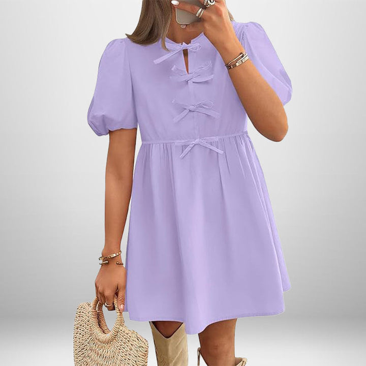 Damen Kurzkleid mit Puffärmeln und liebevollen Schleifendetails W&W Mode