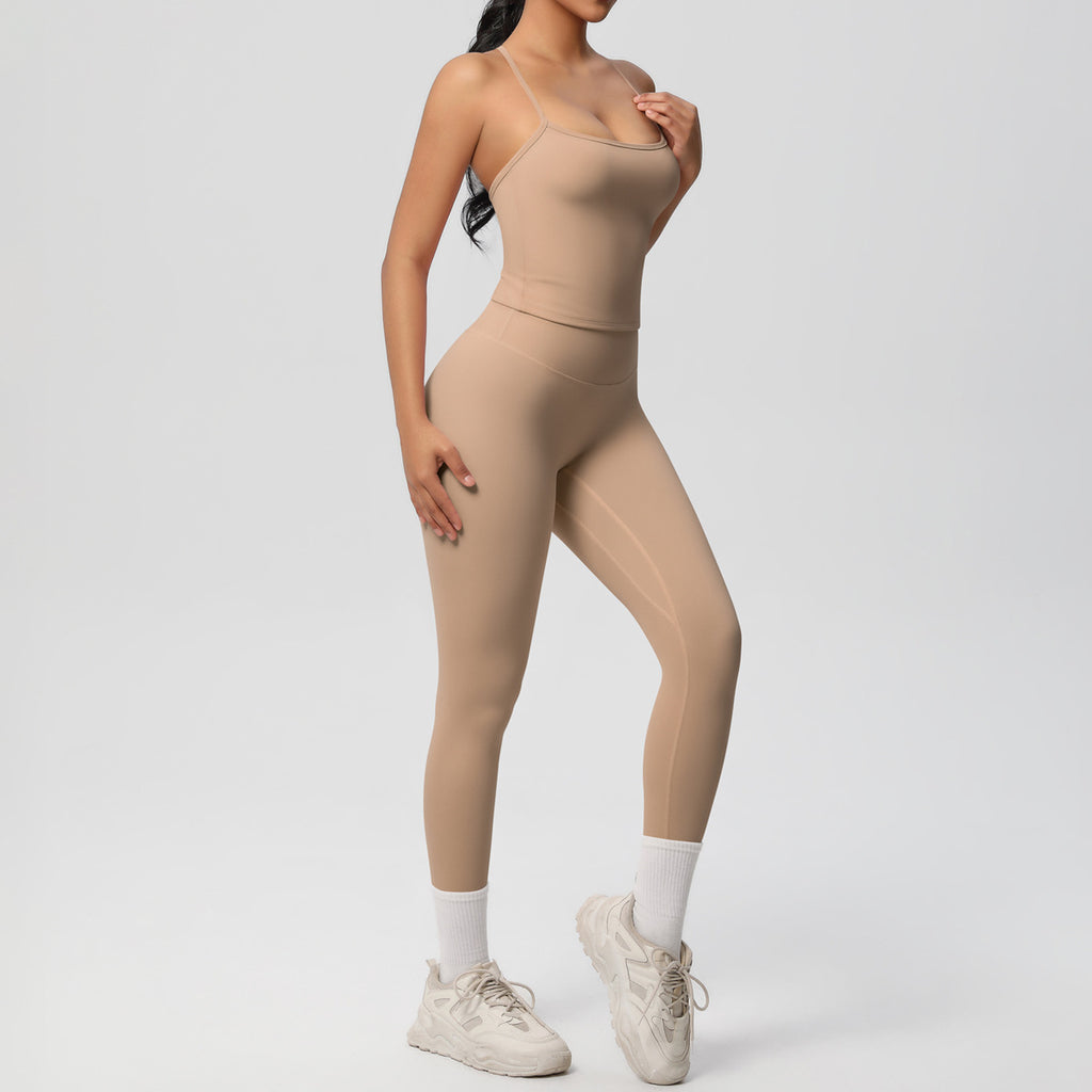 Damen Sportliches Kompressionsoberteil mit Trägern und passender Leggings WW
