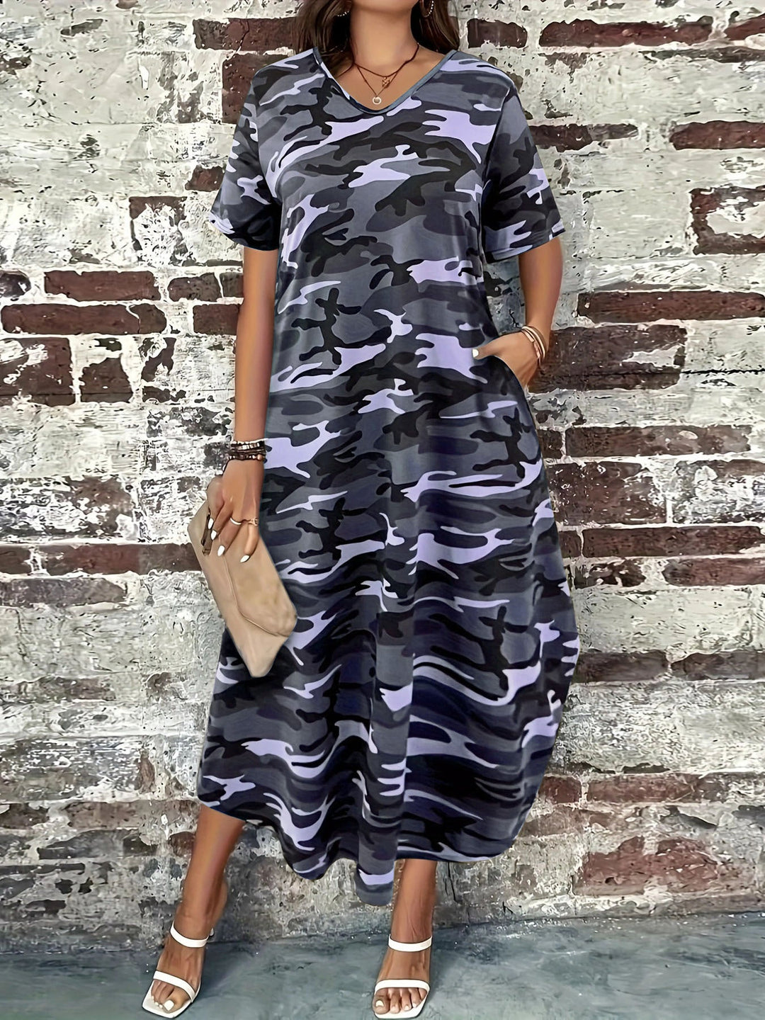 Damen Maxikleid mit lässigem Camouflage-Design und praktischen Taschen W&W Mode