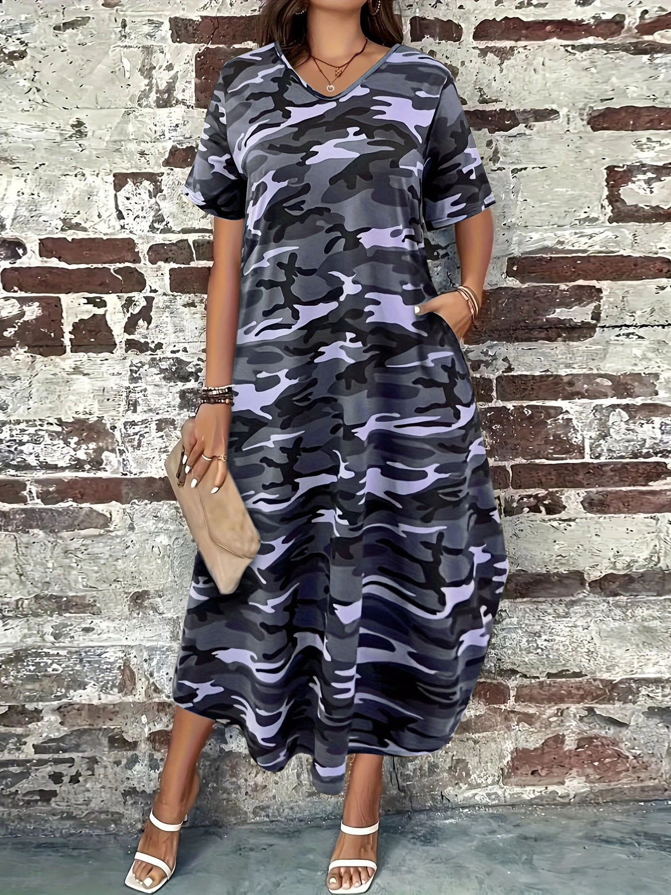 Damen Maxikleid mit lässigem Camouflage-Design und praktischen Taschen WW