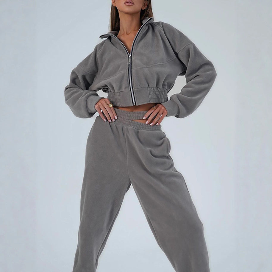 Damen Sportfreizeitanzug mit Cropped Jacke und elastischem Bund WW