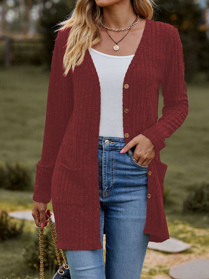Damen Strickjacke mit elegantem Rippenmuster und praktischen Taschen W&W Mode