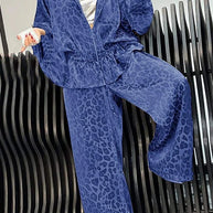 Damen sportlicher Freizeitanzug mit elegantem Leopardenmuster und weiten Hosen WW