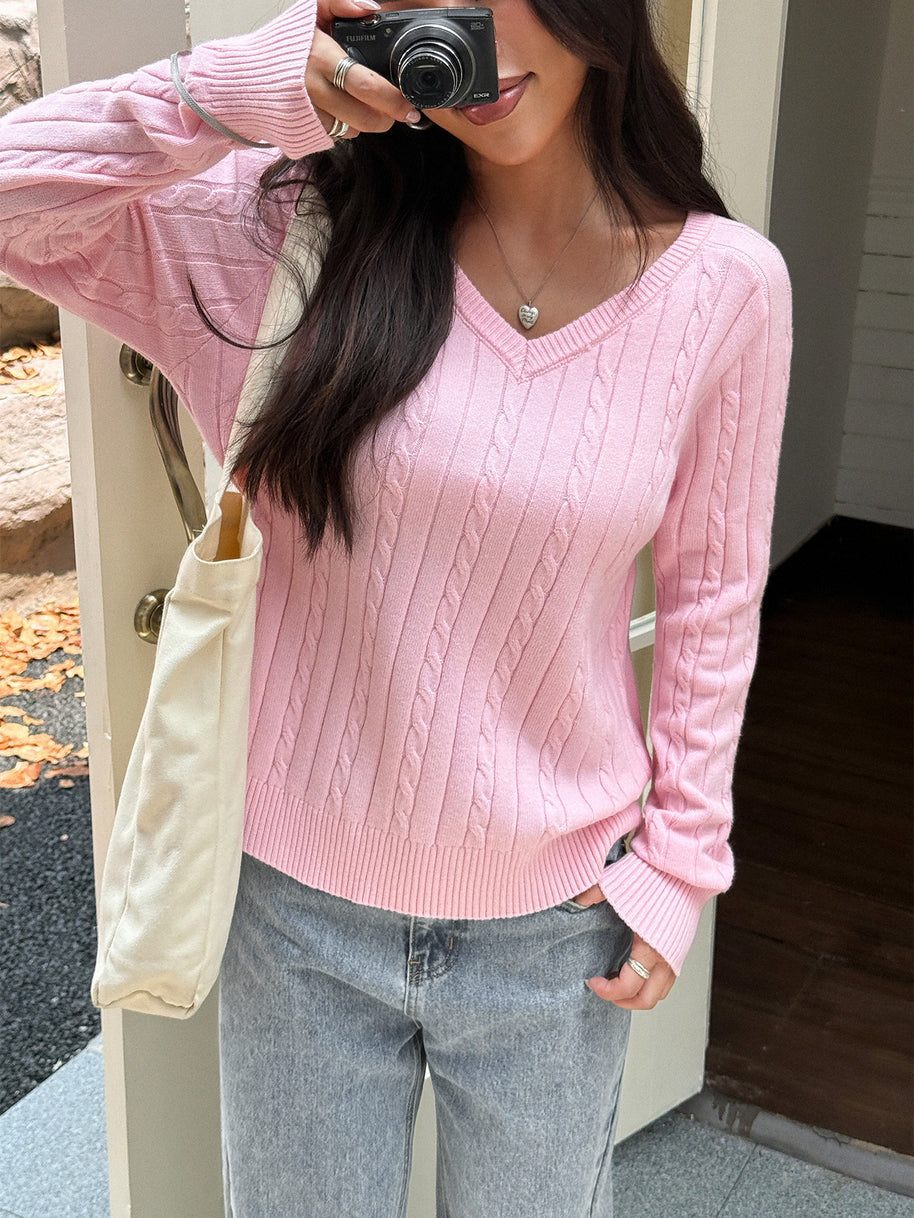 Damen Strickpullover mit V-Ausschnitt und feinem Zopfmuster WW