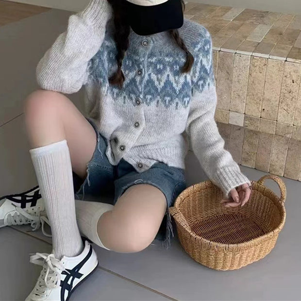 Damen Strickcardigan mit traditionellem Muster und Knopfdetails WW