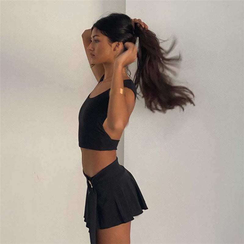 Damen sportliches Crop-Top und verspielter Wickelrock WW