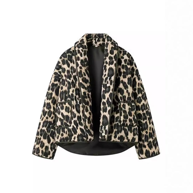 Damen Steppjacke im eleganten Leopardenmuster WW
