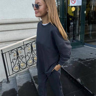 Damen Bequemer Oversize-Sweatshirt- und Lounge-Hosen-Set WW