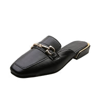 Damen Modische Mules mit elegantem Ledermaterial und schickem Schnallenakzent W&W