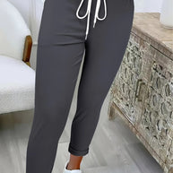 Damen Bequeme Freizeithose mit verstellbarem Kordelzug und lässigem Schnitt WW