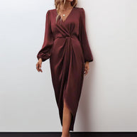 Damen Elegantes Maxikleid mit tiefem V-Ausschnitt und Ballonärmeln WW