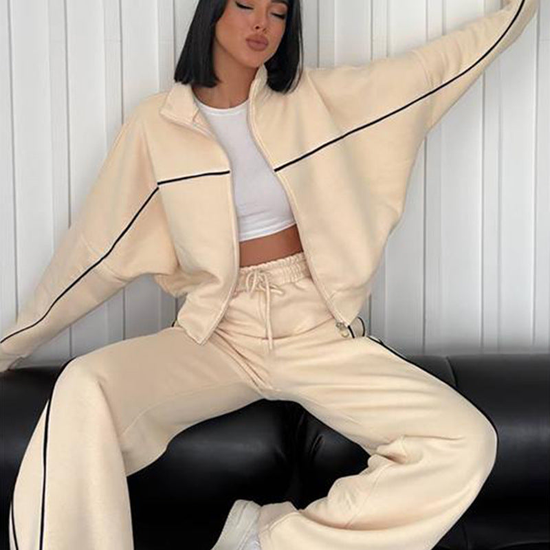 Damen Sportliches Wohlfühl-Set mit hohem Kragen und weitem Schnitt WW