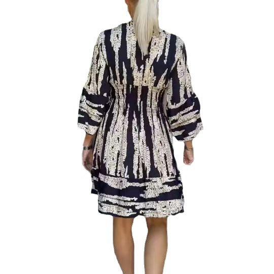 Damen romantisches V-Ausschnitt Kleid mit weiten Ärmeln und floralem Design WW