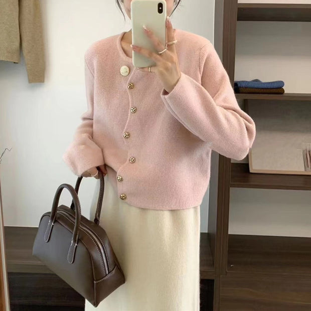 Damen Strickjacke mit eleganten Knopfdetails und weitem Schnitt WW