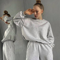 Damen bequemer und trendiger Sweatanzug WW