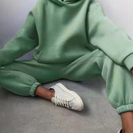 Damen Bequemes und stylisches Sweatshirt-Hosen-Set WW