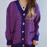 Damen Strickjacke mit geometrischem Muster und Knopfdetails WW
