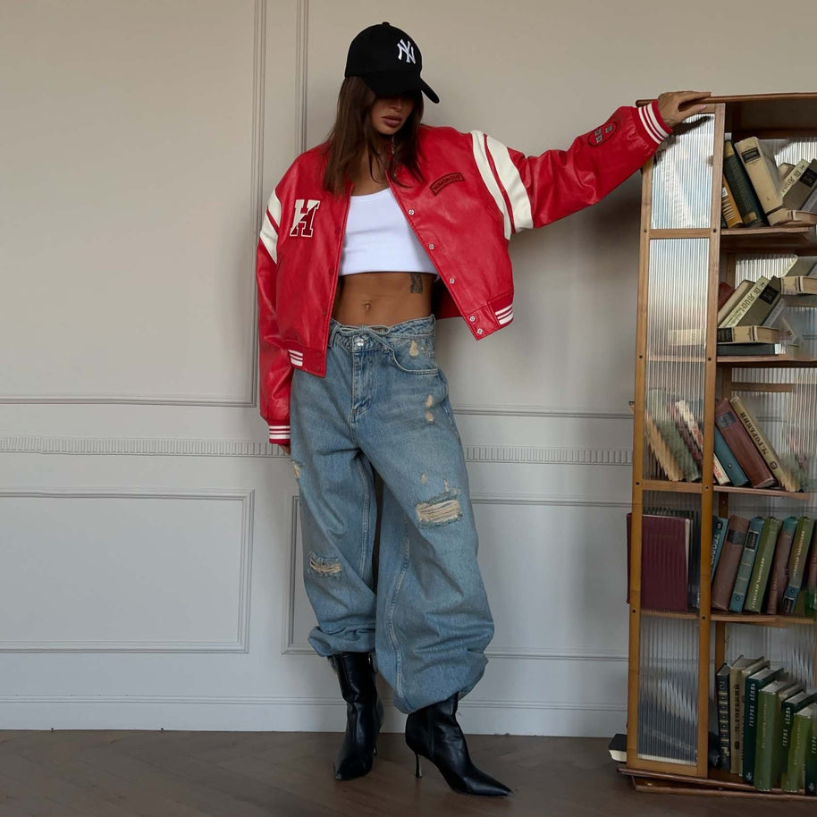 Damen sportliche Varsity-Jacke mit lässigem Schnitt und moderner Applikation WW