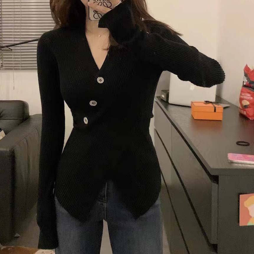 Damen Strickjacke mit asymmetrischem Schnitt und dekorativen Knöpfen WW