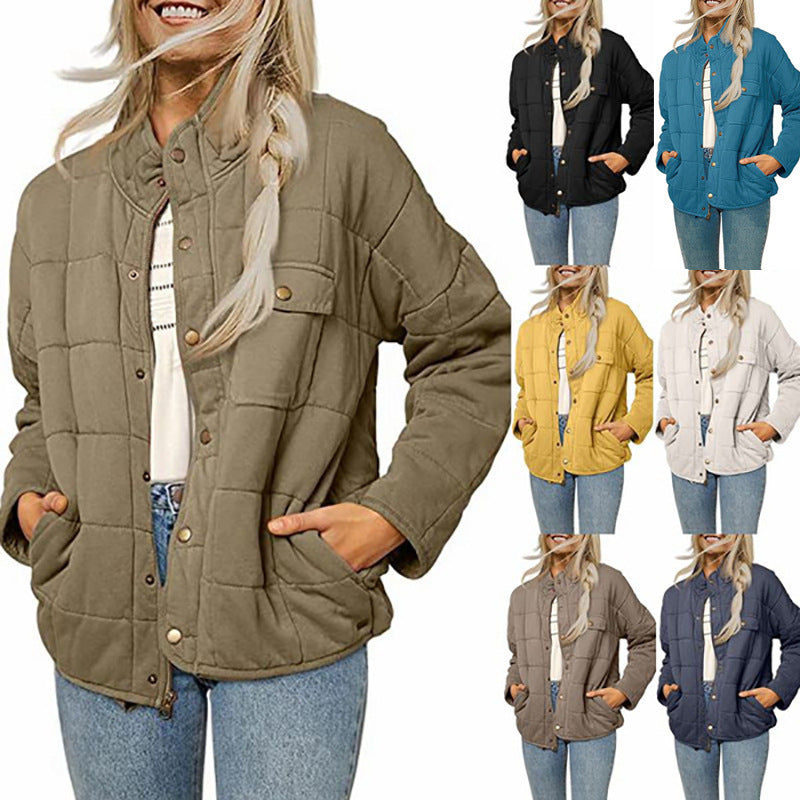 Damen Steppjacke mit dekorativem Knopf WW