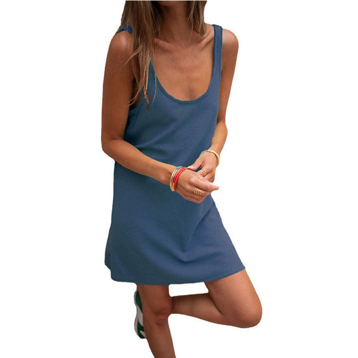 Damen lässiges Kleid im raffinierten Rippschnitt mit tiefem Ausschnitt und schlichtem Design W&W Mode
