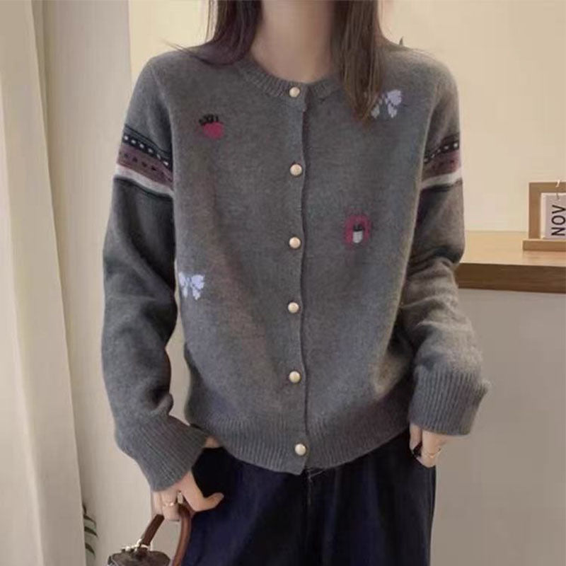 Damen Strickjacke mit eleganten Applikationen und Knopfdetails WW