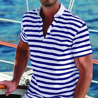 Herren Poloshirt mit modernem Nautikstreifen und kurzem Stehkragen WW