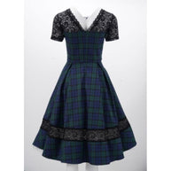 Damen Abendkleid mit Spitzenapplikationen und schwingendem Rock WW