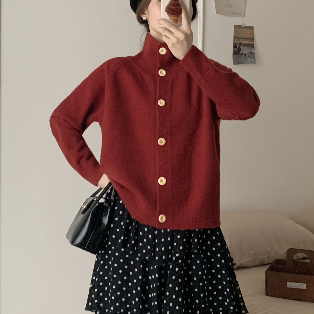 Damen Strickjacke mit hohem Kragen und großen Knöpfen WW