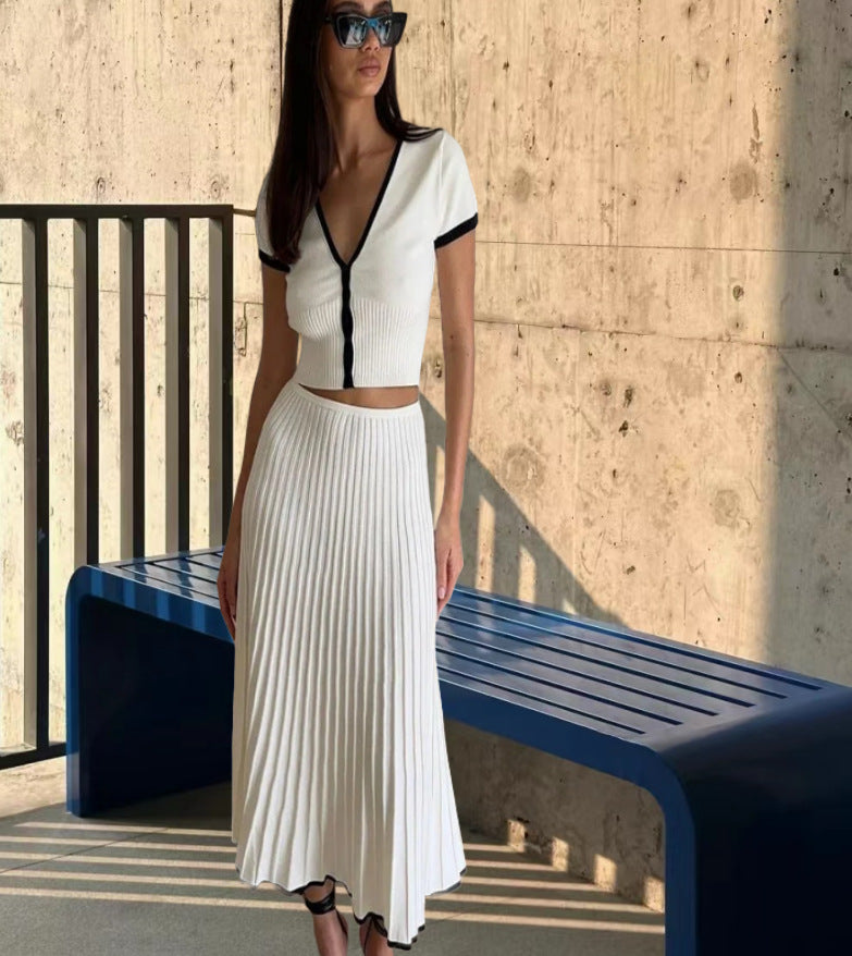 Damen Set aus Rippenstrick-Oberteil und plissiertem Rock WW