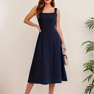 WW | Elegantes Kleid mit Trägern Dunkelblau Farbe