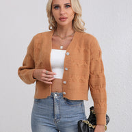 Damen Strickjacke mit strukturiertem Muster und modischen Knöpfen WW