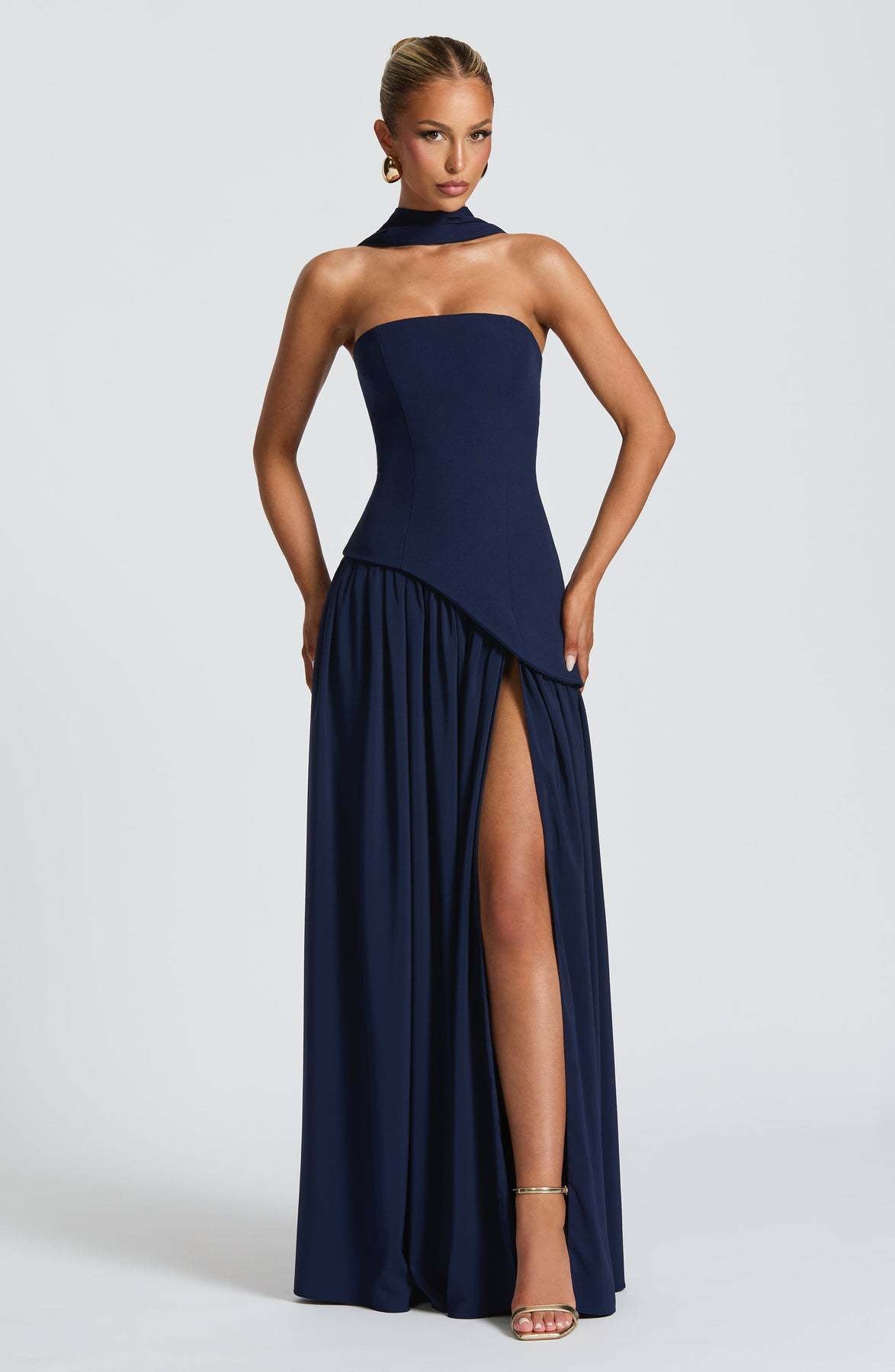 Damen Abendkleid mit asymmetrischem Schnitt WW