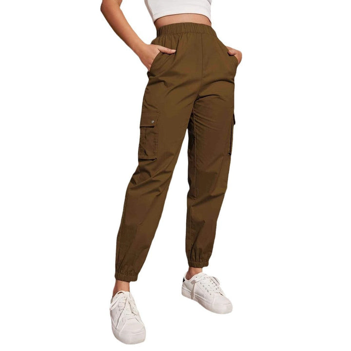 Damen Cargo-Hose mit ergonomischem Schnitt und praktischen Taschen W&W Mode