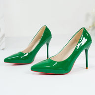Damen Hochhackige Pumps mit glänzendem Lackfinish und eleganter Silhouette WW