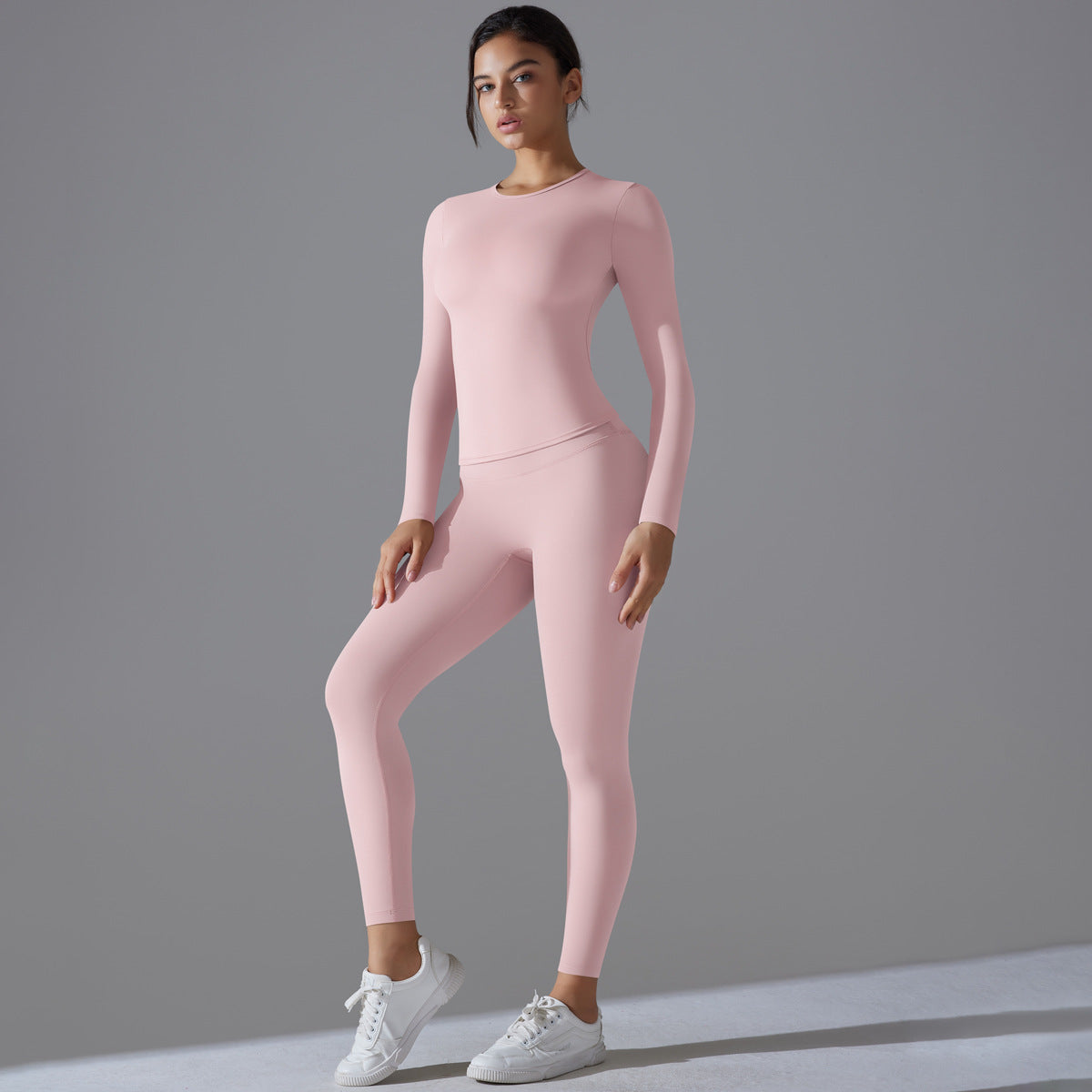 Damen Sport-Set mit langem Ärmel und Leggings WW