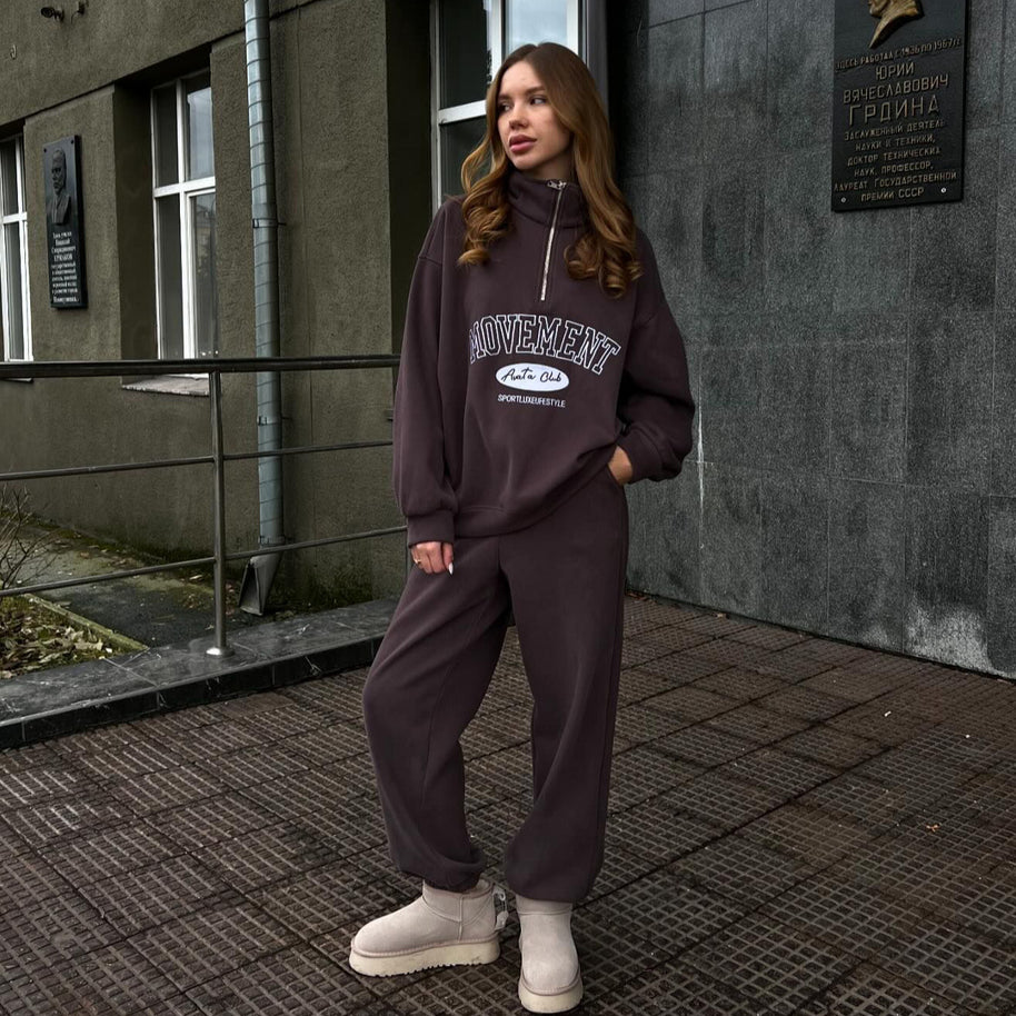 Damen sportliches Freizeitset mit halsfernem Reißverschluss und lässigem Schnitt WW