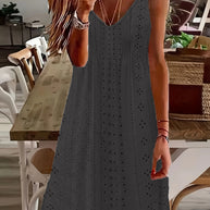 Damen Ärmelloses Maxikleid mit elegantem Lochmuster und V-Ausschnitt WW