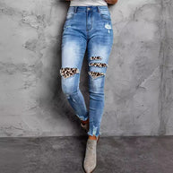 Damen Skinny Jeans mit aufregenden Destroyed-Details WW