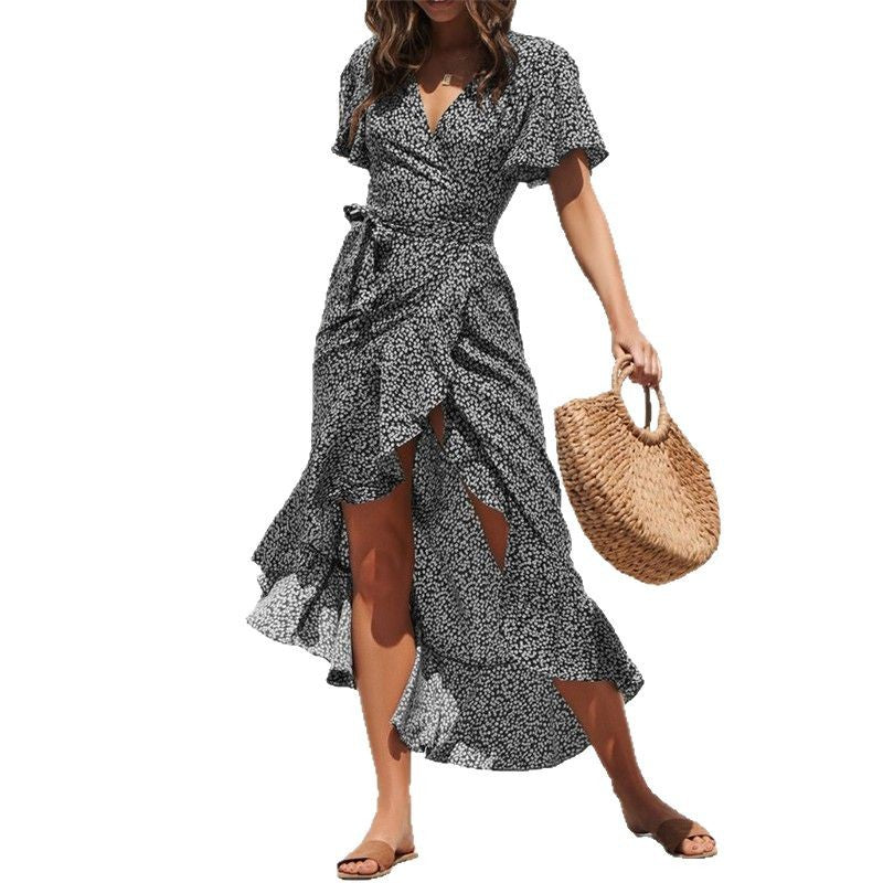 Damen Wickelkleid mit fließendem Schnitt und Volantdetail WW
