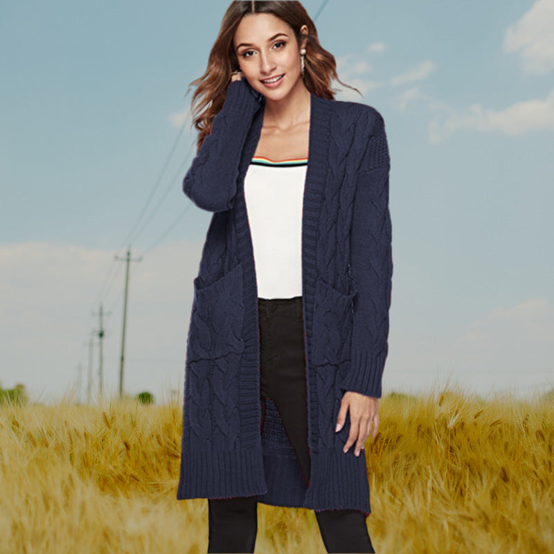 Damen Strickmantel mit großen Taschen und eleganten Zopfmustern WW