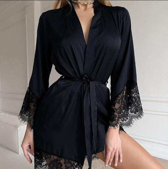 Damen Satin Morgenmantel mit eleganten Spitzenärmeln WW