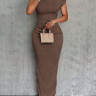 Damen Maxikleid mit asymmetrischem Schnitt und markanter Rippstruktur WW