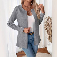 Damen Strickjacke mit Schlanker Passform – Minimalistischer & Eleganter Pendlerstil