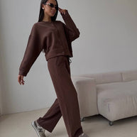 Damen bequeme Sweatshirt- und Jogginghose-Kombination WW