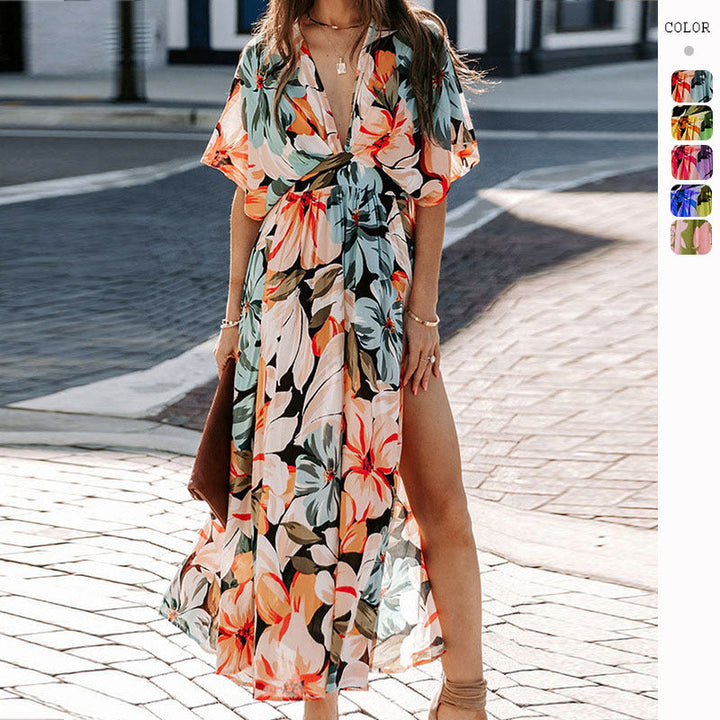Damen Maxikleid mit fließendem Schnitt und floralem Design W&W Mode