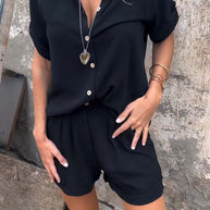 Damen lässiges Jumpsuit mit knopfverschlossenem Oberteil und praktischem Taillenzug